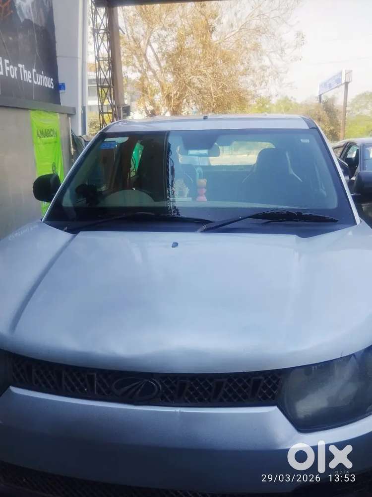 Mahindra Kuv 100 2016