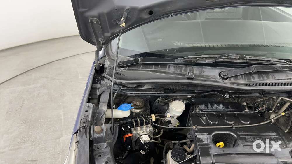 Maruti Suzuki Stingray Vxi, 2015, Petrol