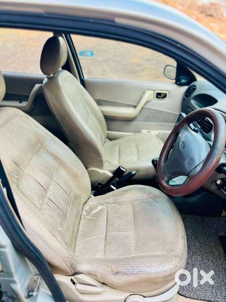 Ford Ikon 1.8 Zxi, 2010, Diesel