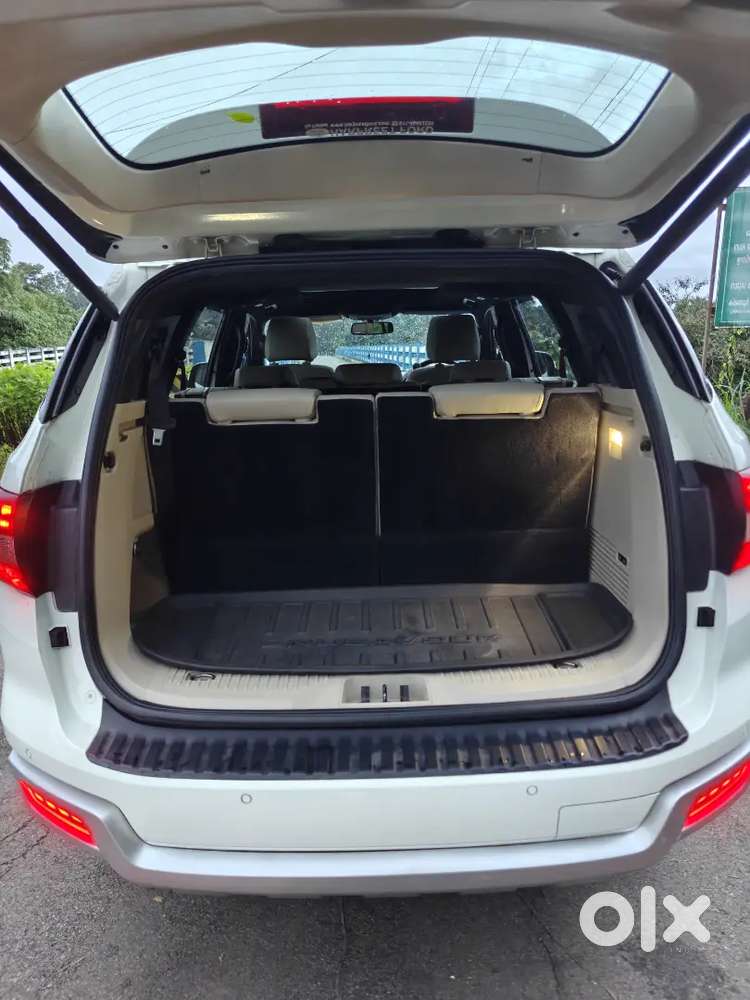 Ford Endeavour 3.2 Titanium Plus