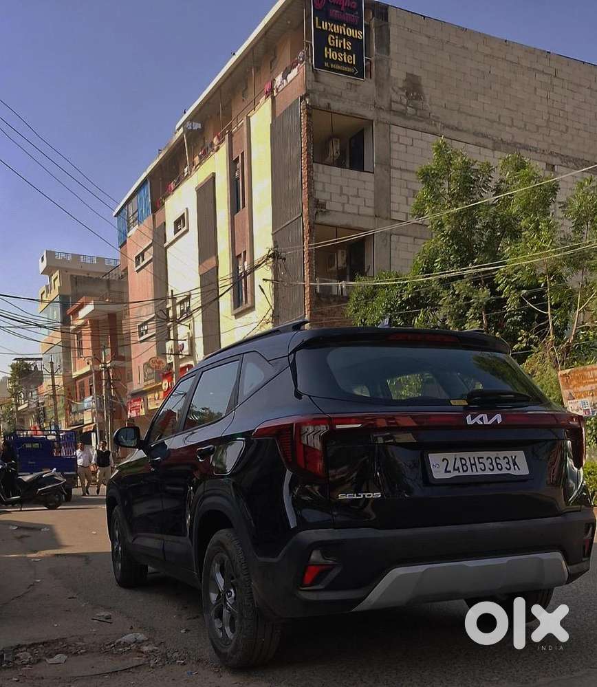 Kia Seltos Petrol Ivt  – Oct 2024 Model  Bh Registration