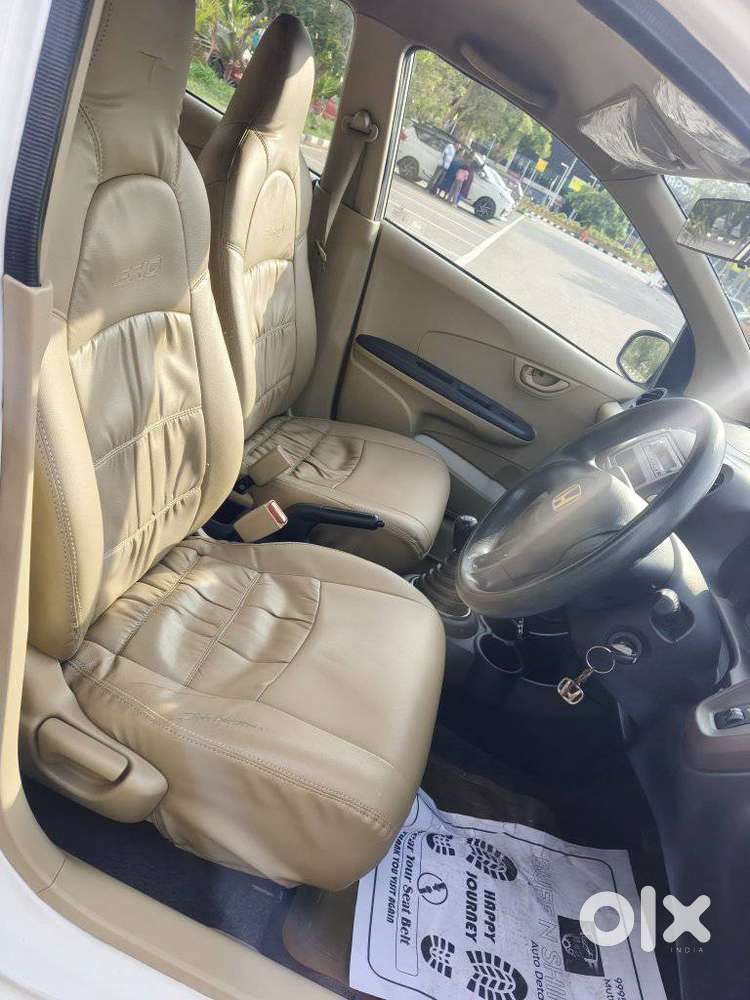 Honda Brio E Mt, 2013, Petrol