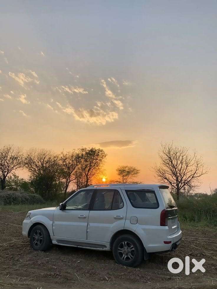 Tata Safari Storme 2017