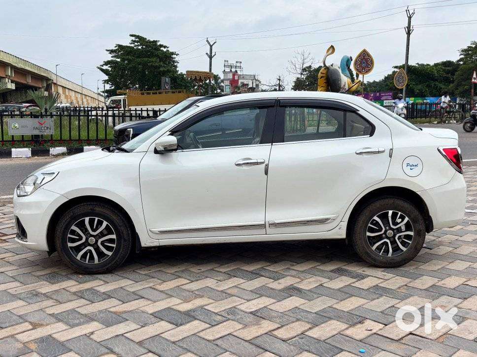 Maruti Suzuki Dzire 1.2 Vxi, 2021, Petrol
