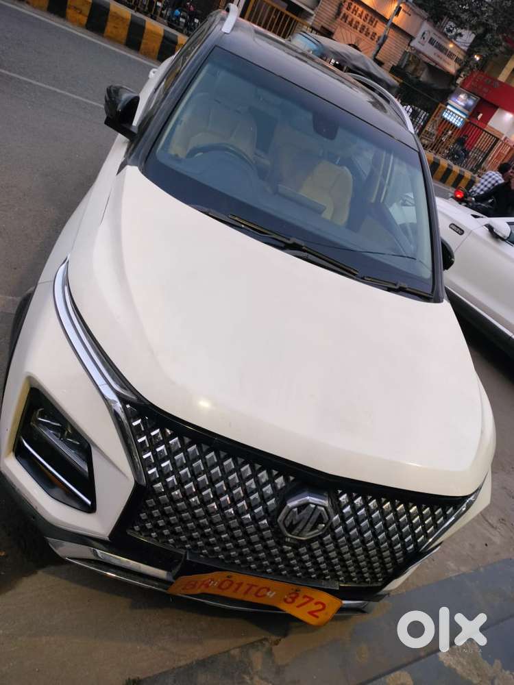 Mg Hector Sharp Pro 1.5 Turbo Mt Dual Tone, 2024, Petrol