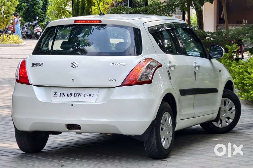Maruti Suzuki Swift VXI, 2014, Petrol