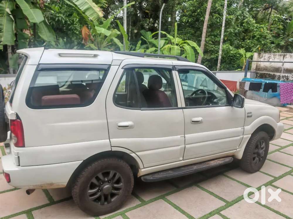 Tata Safari 2010