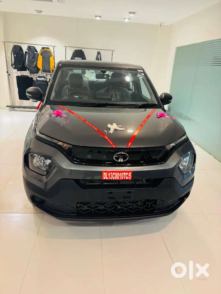 Tata Punch Pure Icng 2025