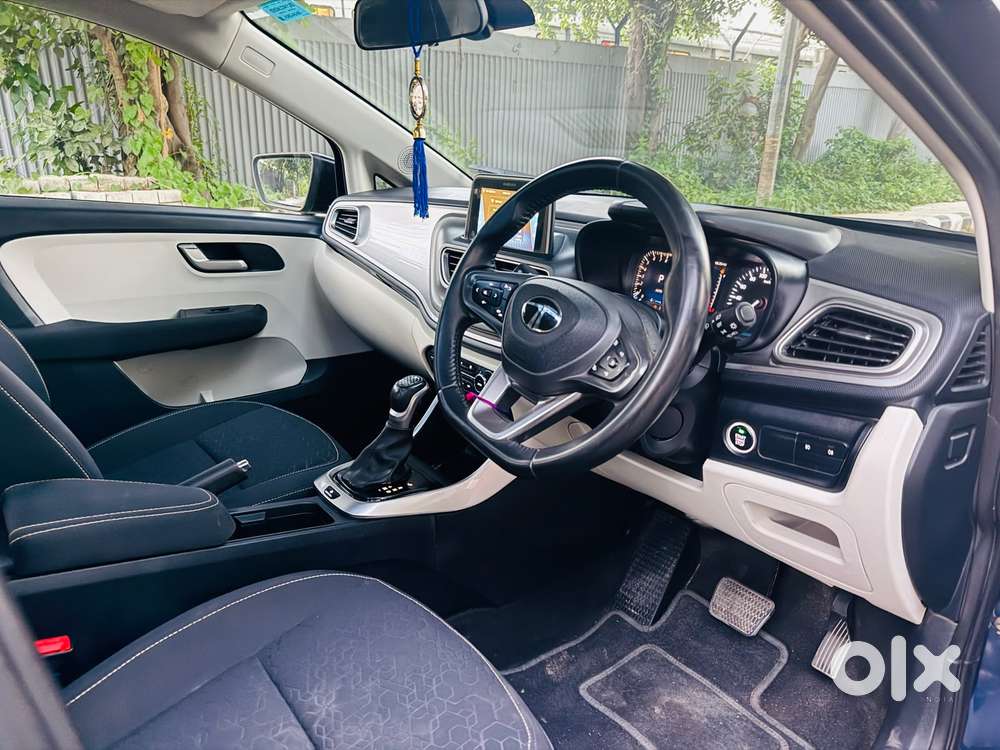 Tata Altroz Xz, 2024, Petrol
