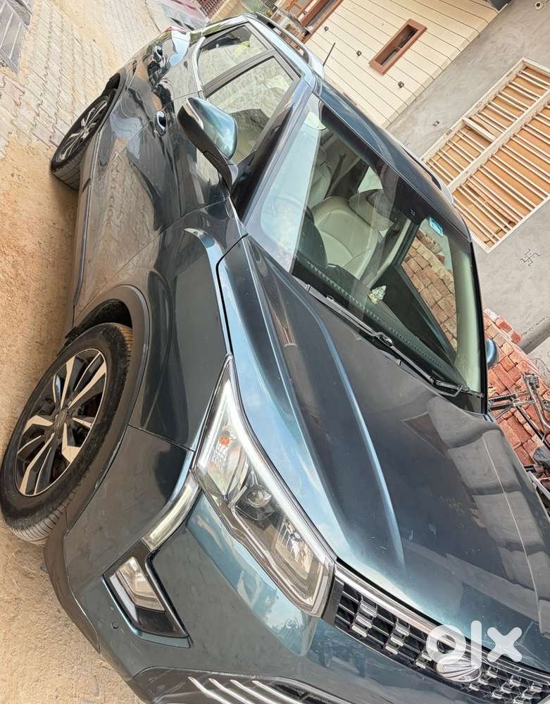 Mahindra Xuv300 W8 (o)diesel Manual 2020