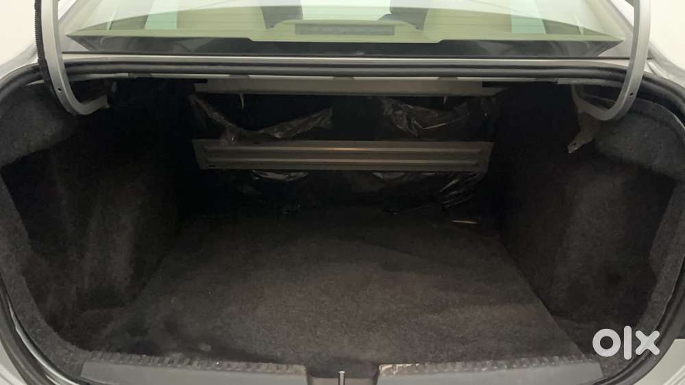 Volkswagen Vento 1.6 Highline, 2021, Petrol