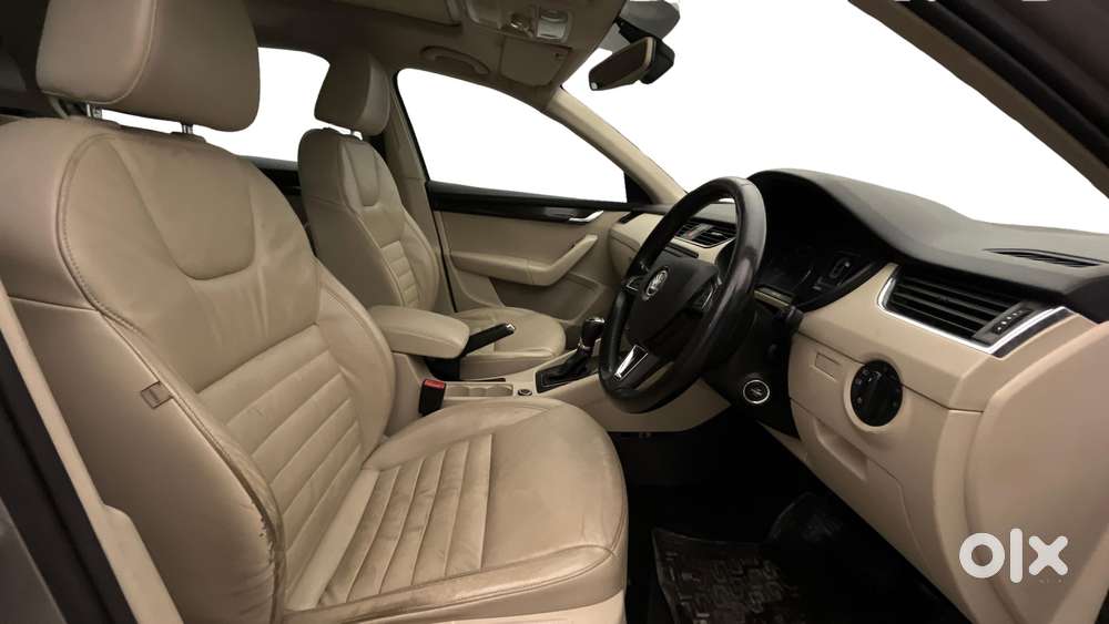 Skoda Octavia 1.8 Tsi At Style Plus, 2017, Petrol