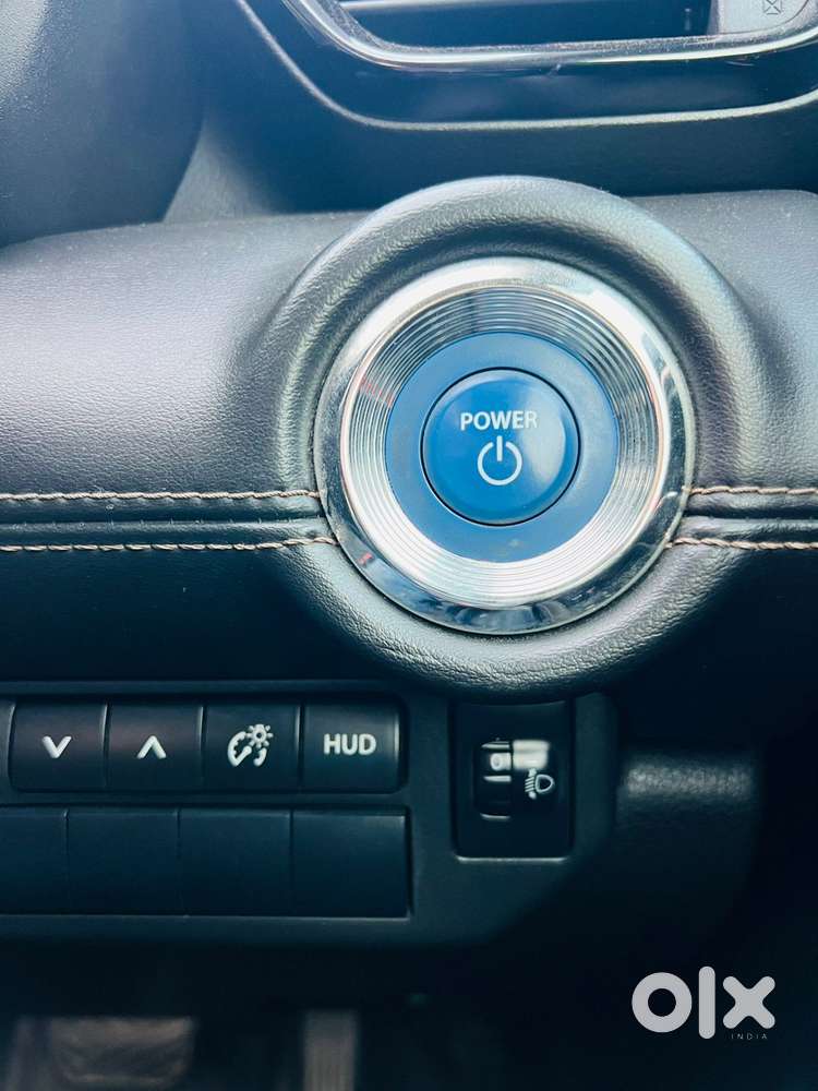 Maruti Suzuki Grand Vitara 1.5 Zeta Plus Intelligent Hybrid Ecvt, 20..