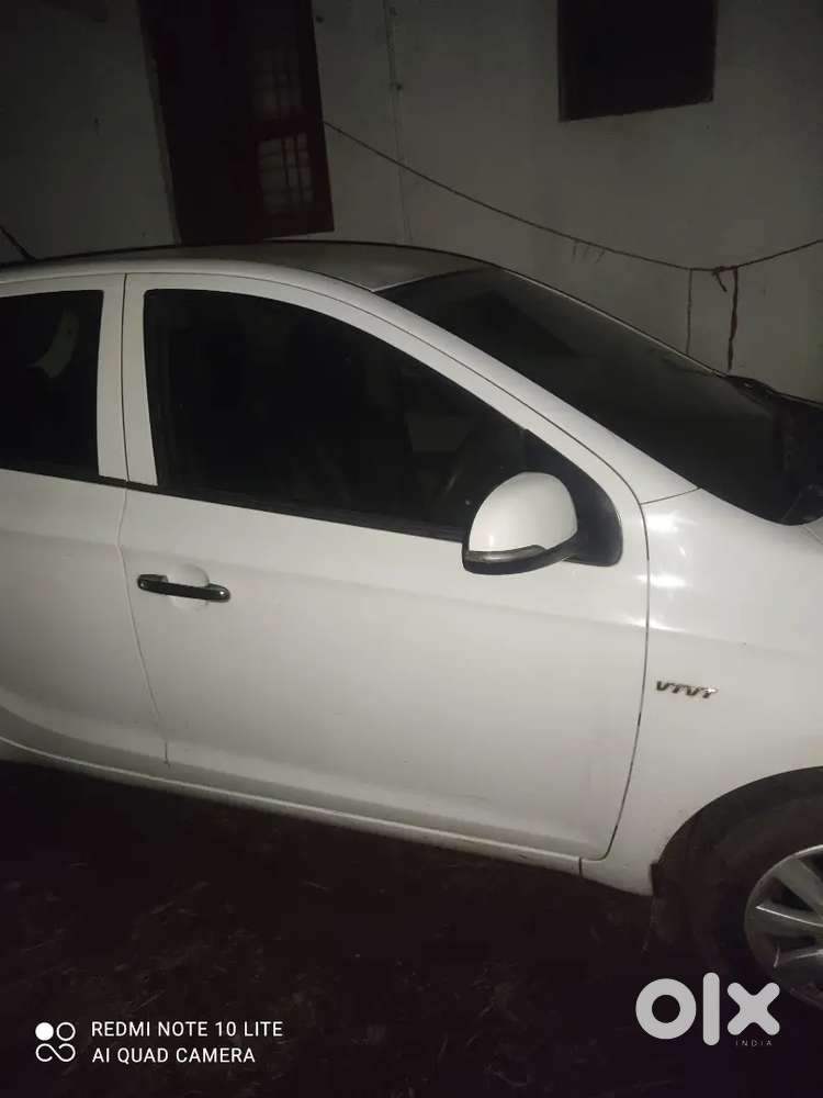 I20 Asta Hyundai