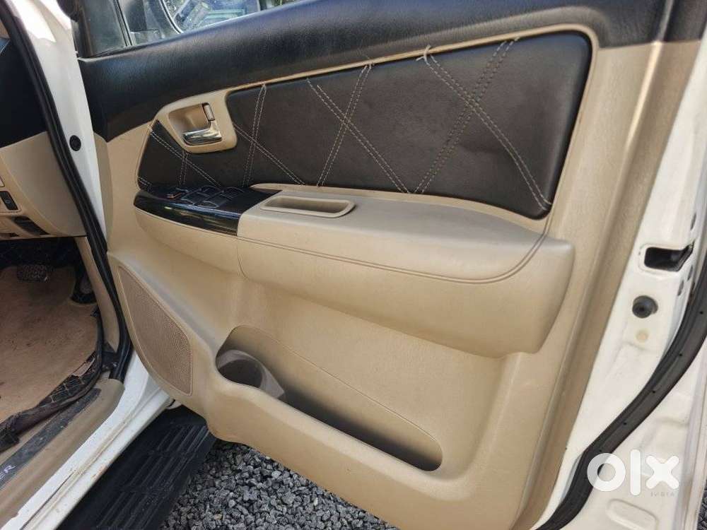 Toyota Fortuner, 2014, Diesel