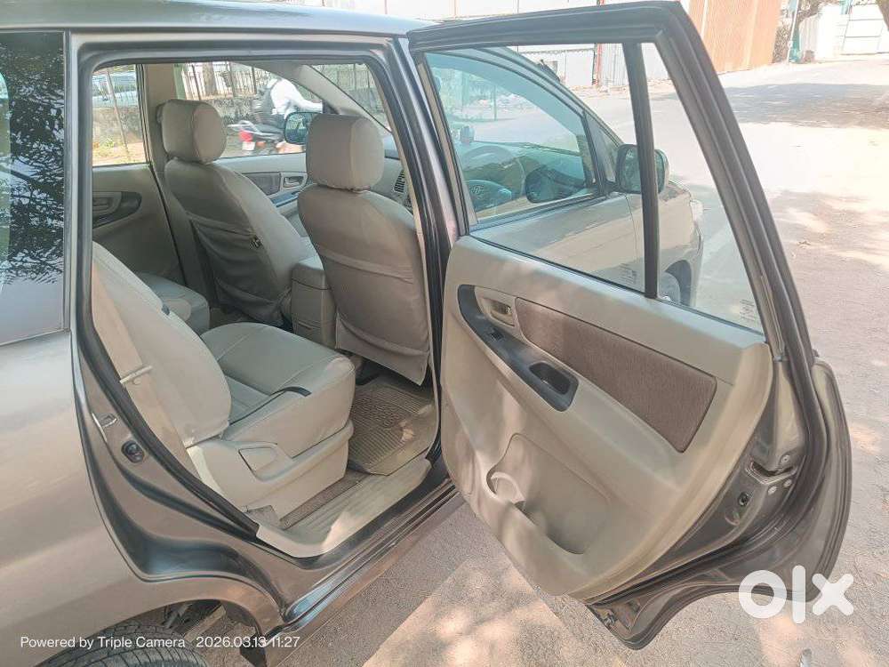 Toyota Innova 2.5 Gx 7 Str Bs-iii, 2013, Diesel