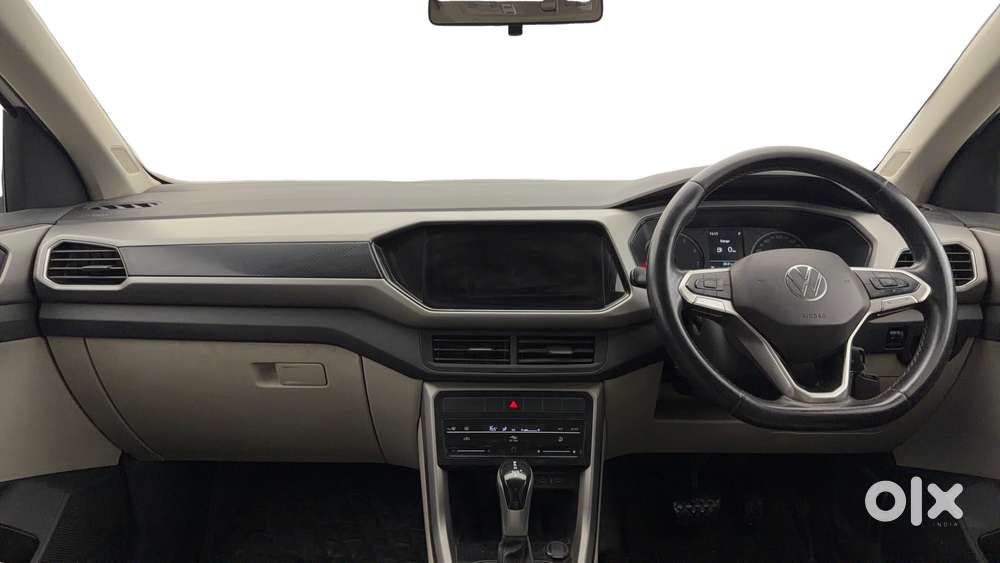Volkswagen Taigun 1.0 Tsi Highline At, 2022, Petrol