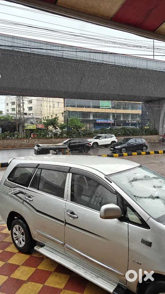 Toyota Innova 2005 Diesel Well Maintained