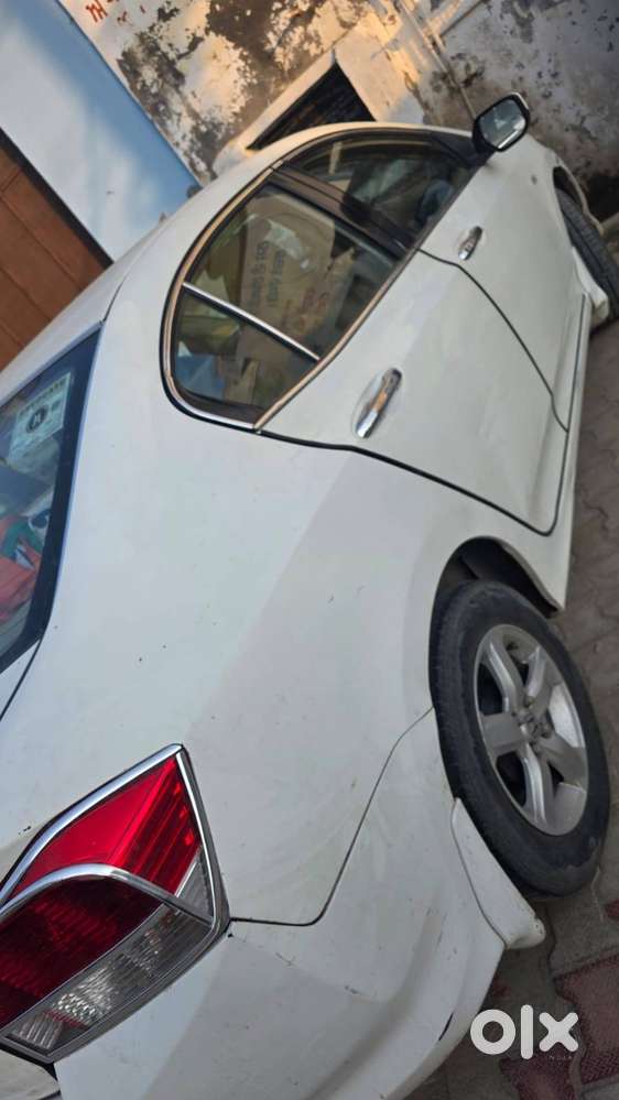 Honda City 1.5 V 2011