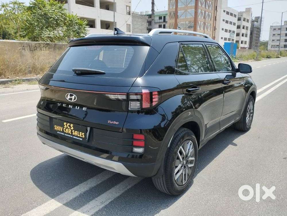 Hyundai Venue 1.0 S (o) Turbo Dct, 2025, Petrol