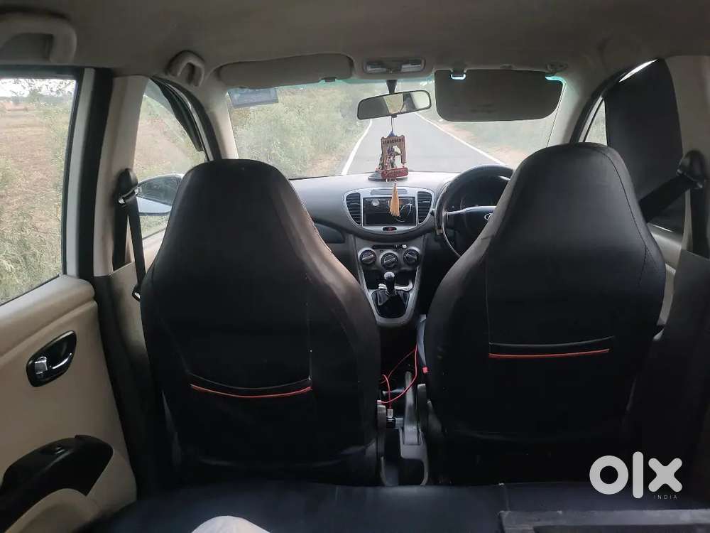 Hyundai I10 2012 Company Fitted Cng With Power Window, Center Locking,