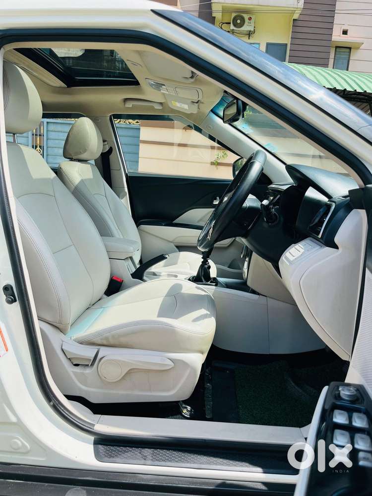 Mahindra Xuv300 W8 Option, 2020, Petrol