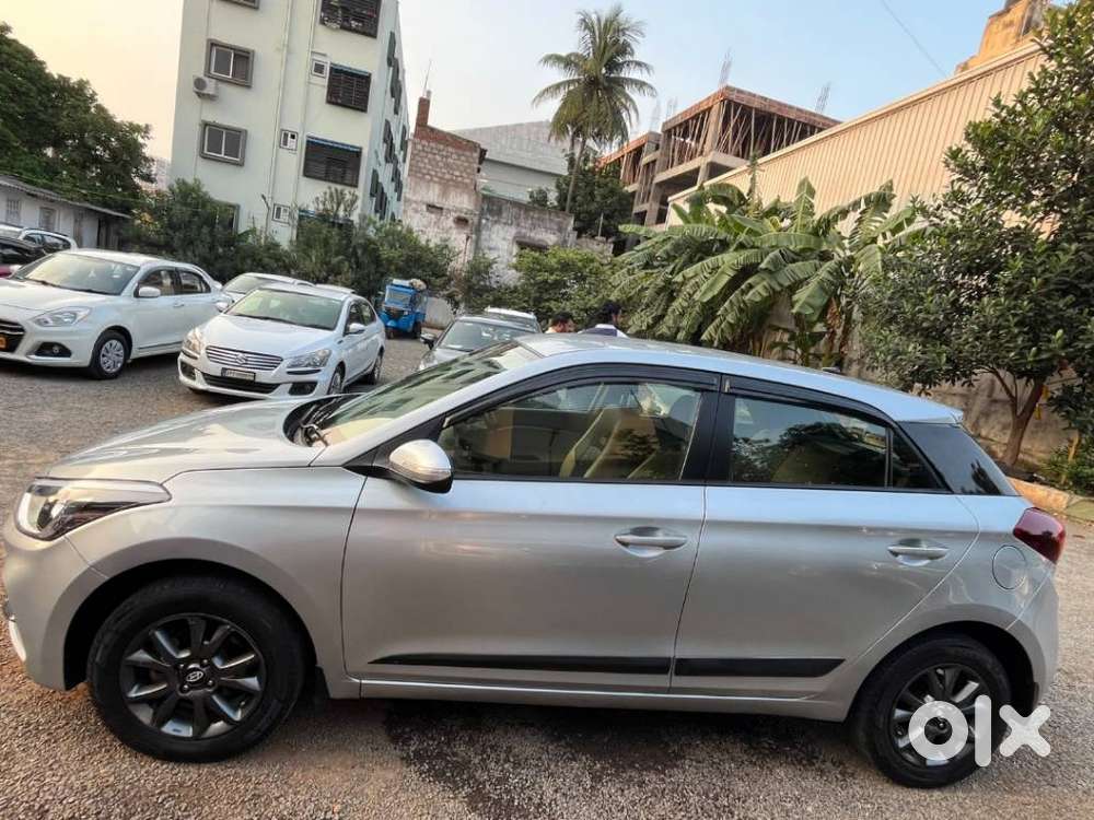 Hyundai I20 Sportz 1.2 Bs-iv, 2019, Petrol