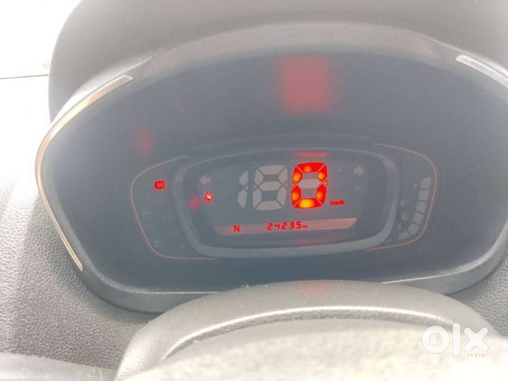 Renault Kwid 1.0 Rxt Amt Opt, 2019, Petrol