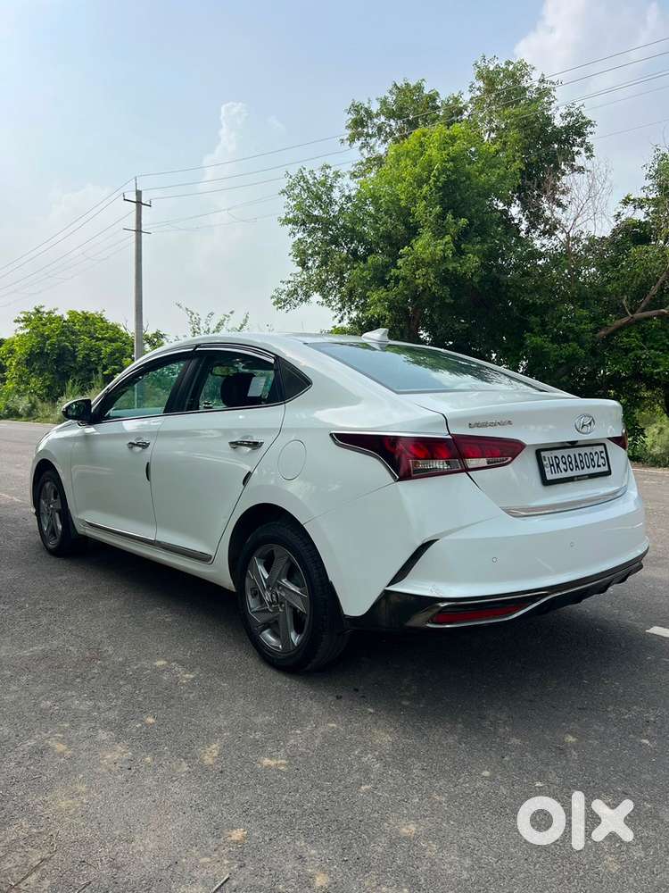 Hyundai Verna Petrol 2022