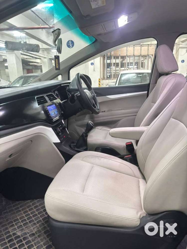 Mahindra Marazzo M8 8str, 2018, Diesel