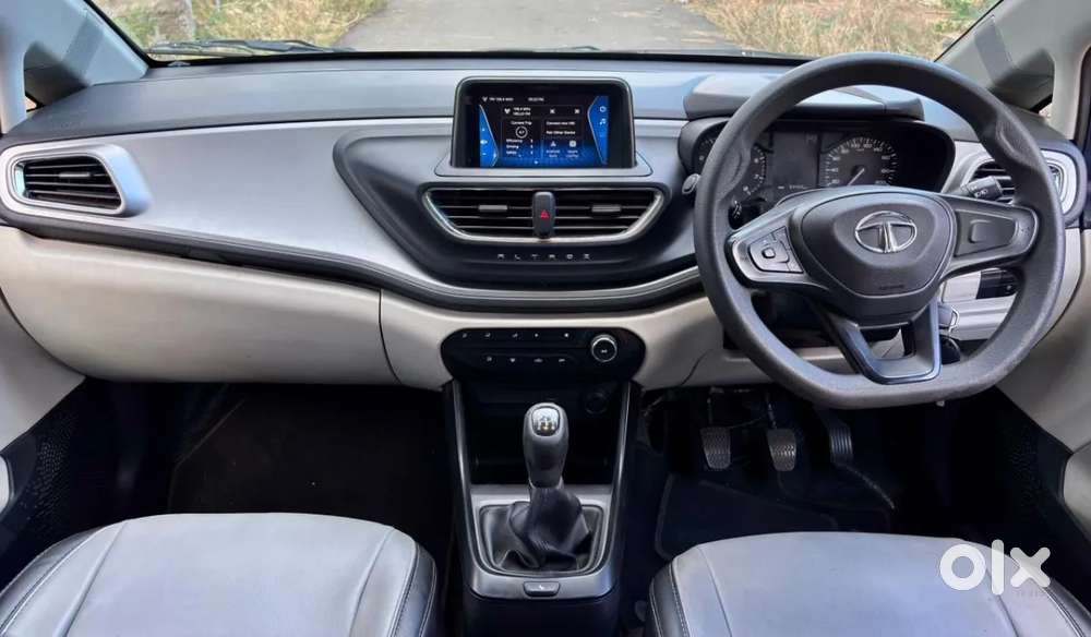 Tata Altroz Xm Plus Petrol, 2023, Petrol