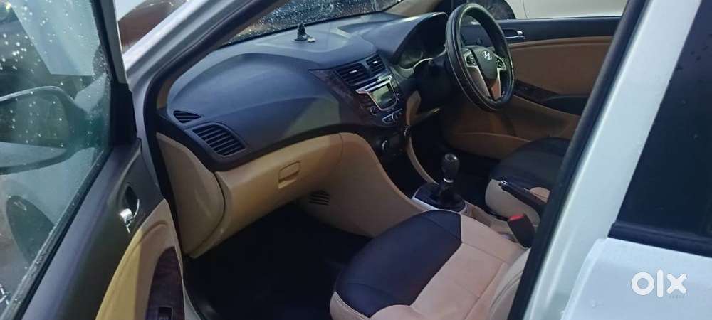 Hyundai Verna Fluidic 2012