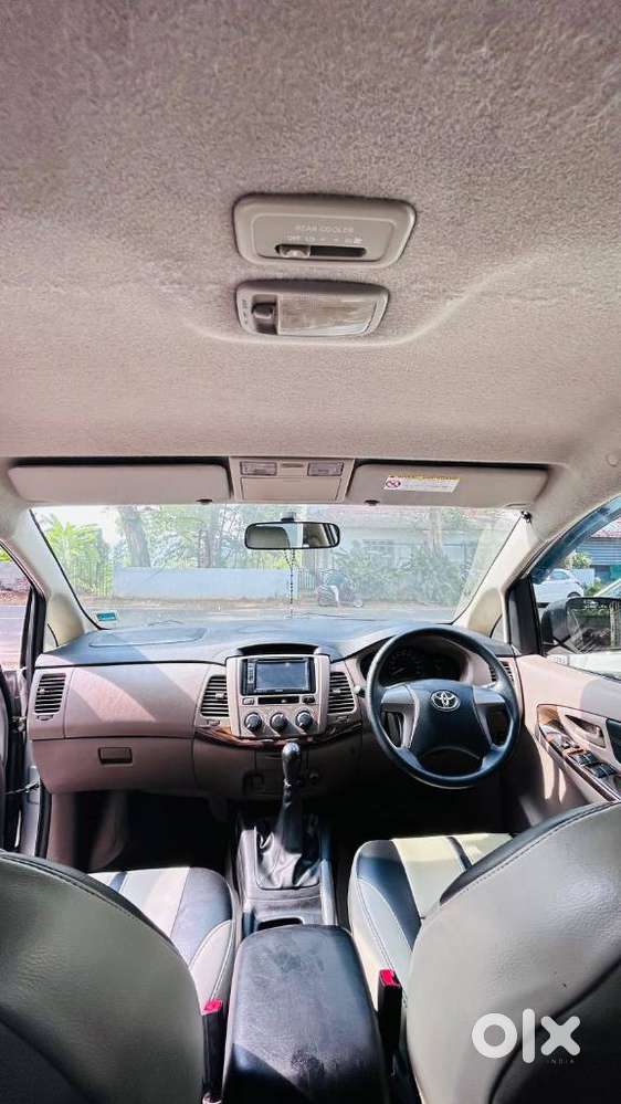 Toyota Innova 2.5 Gx 7 Seater Bs Iv, 2015, Diesel