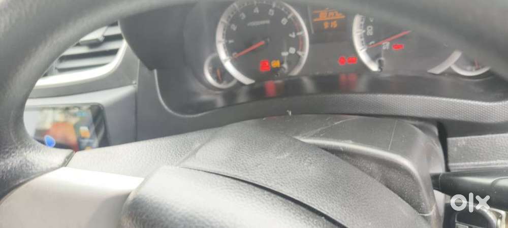 Maruti Suzuki Swift Vxi Abs Bsiv, 2016, Petrol