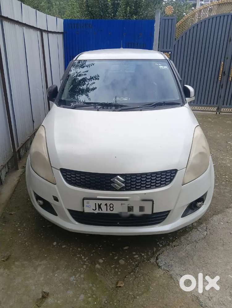 Maruti Suzuki Swift 2012 Petrol