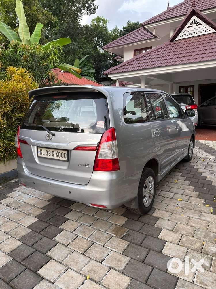 Toyota Innova 2015 Low Kilometres