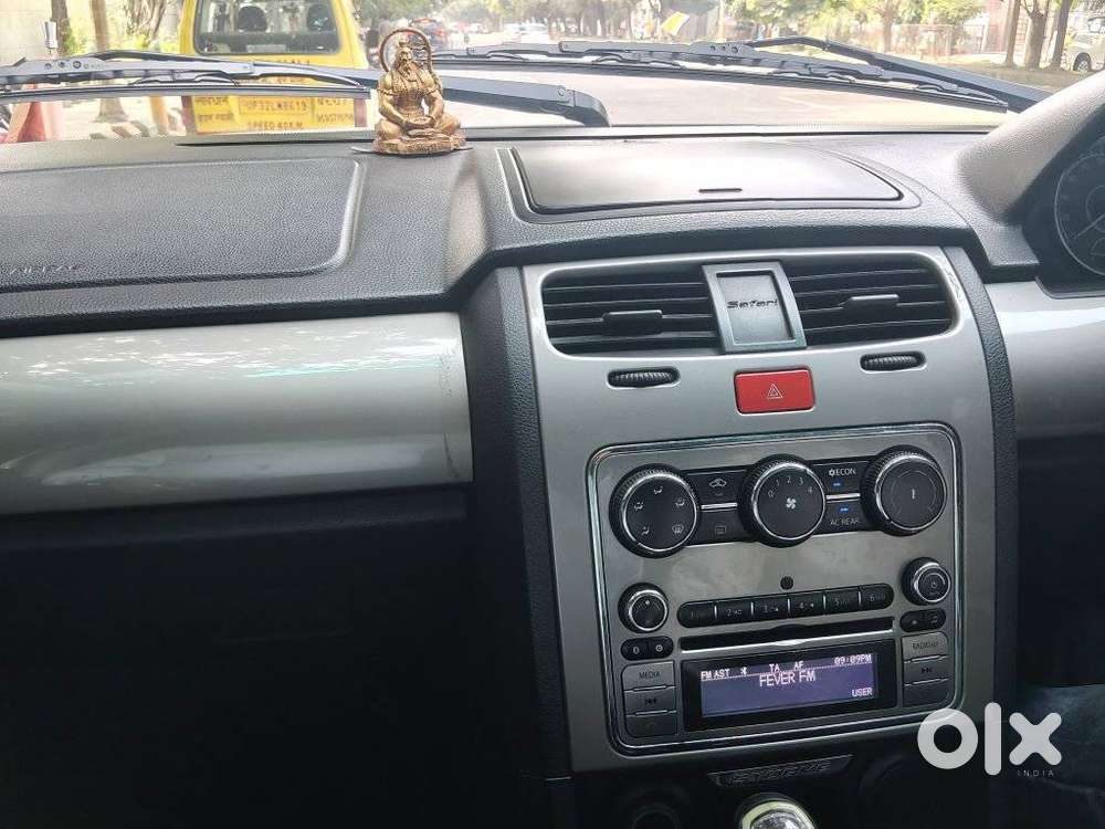 Tata Safari Storme Explorer Edition, 2015, Diesel