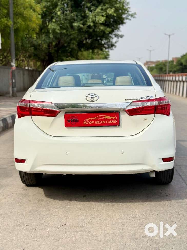 Toyota Corolla Altis G At, 2015, Petrol