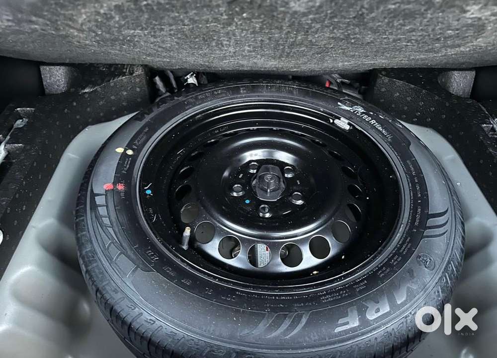 Maruti Suzuki Brezza 1.5 Zxi Smart Hybrid, 2022, Petrol