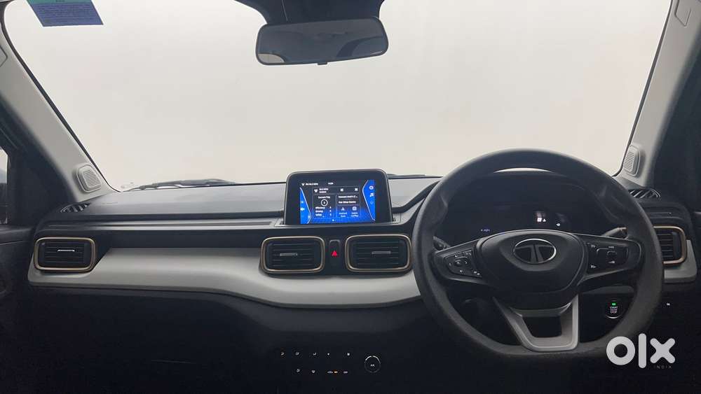 Tata Punch Accomplished Amt Sunroof, 2024, Petrol