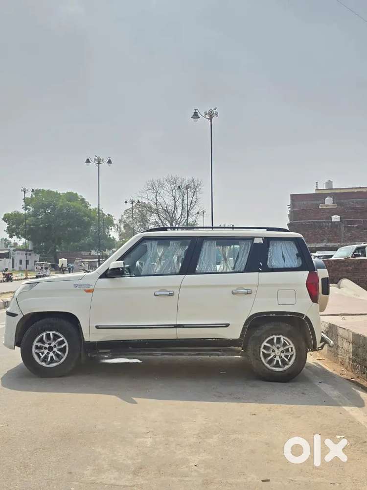 Mahindra Tuv 300 2016 Car