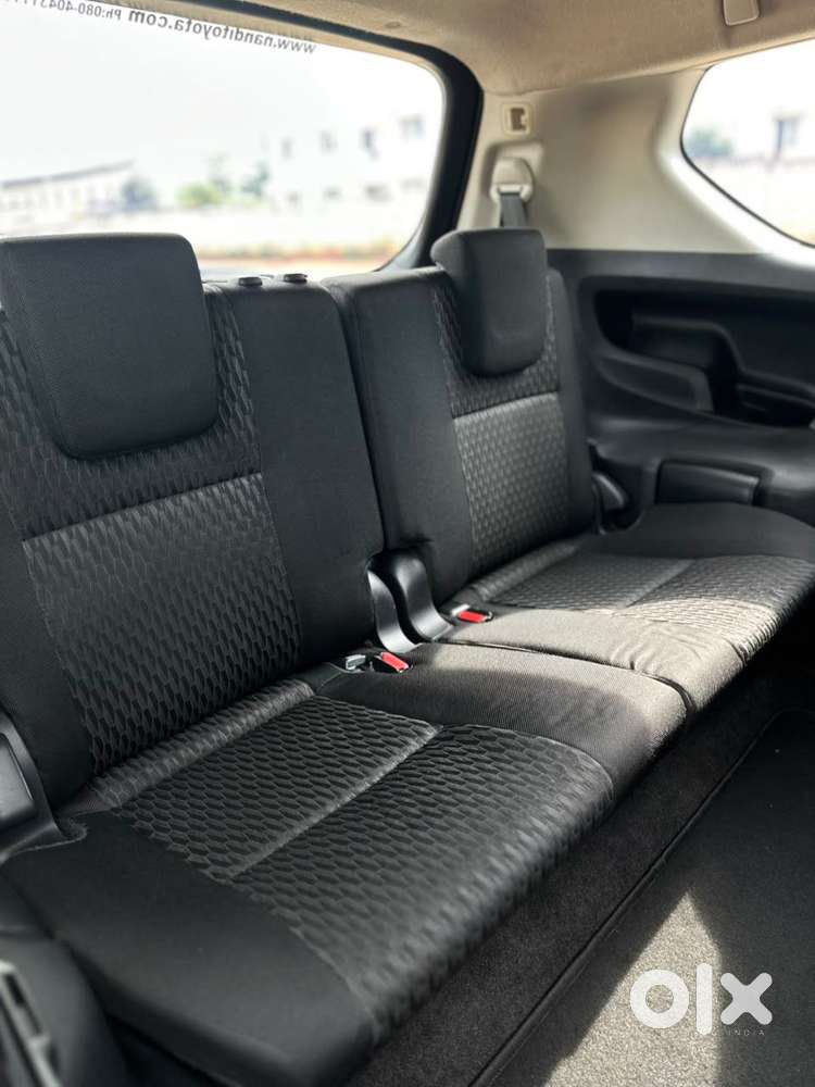 Toyota Innova Crysta 2.7 Gx Mt, 2019, Diesel