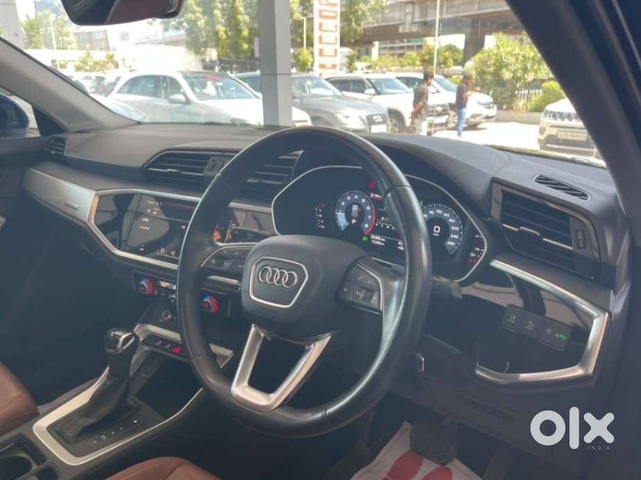 Audi Q3 40 Tfsi Premium Plus, 2023, Petrol