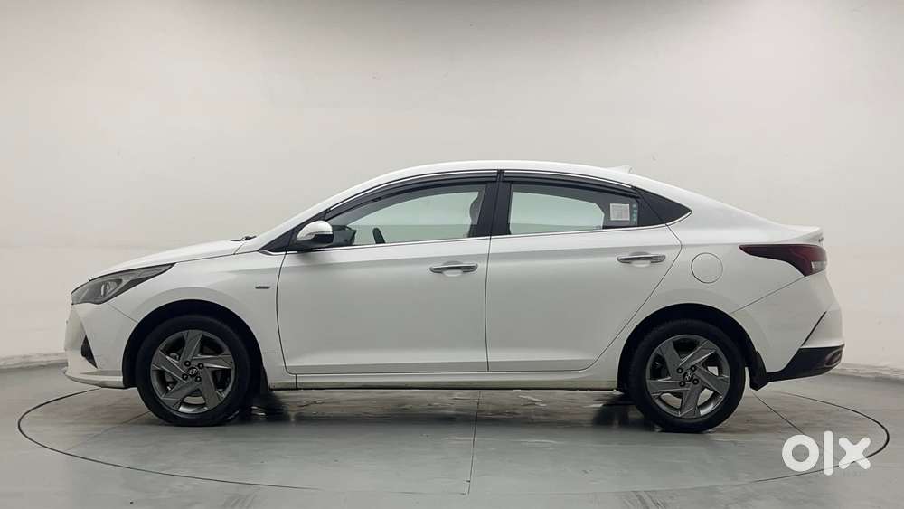 Hyundai Verna 1.5 Sx Diesel At, 2022, Diesel