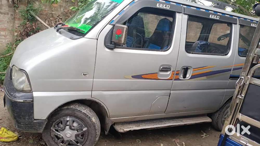 2013 Maruti Suzuki Eeco Smiles 7-seater Standard