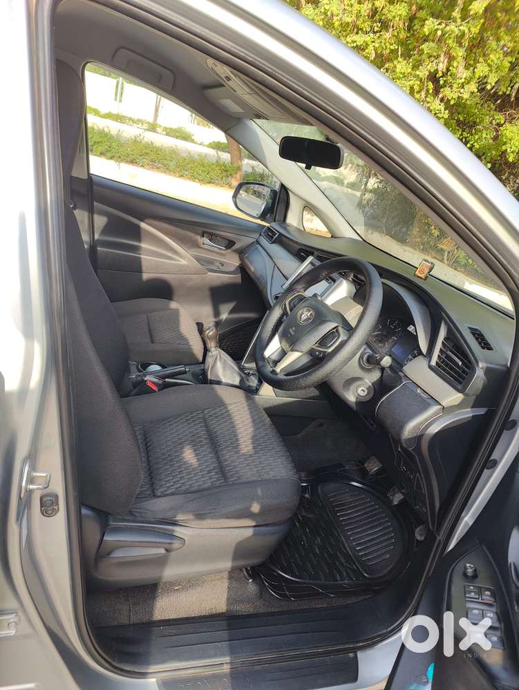 Toyota Innova Crysta 2.4 G Mt, 2017, Diesel