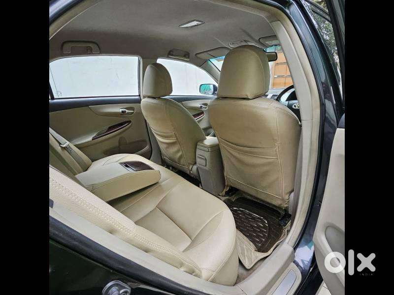 Toyota Corolla Altis 2012 Automatic