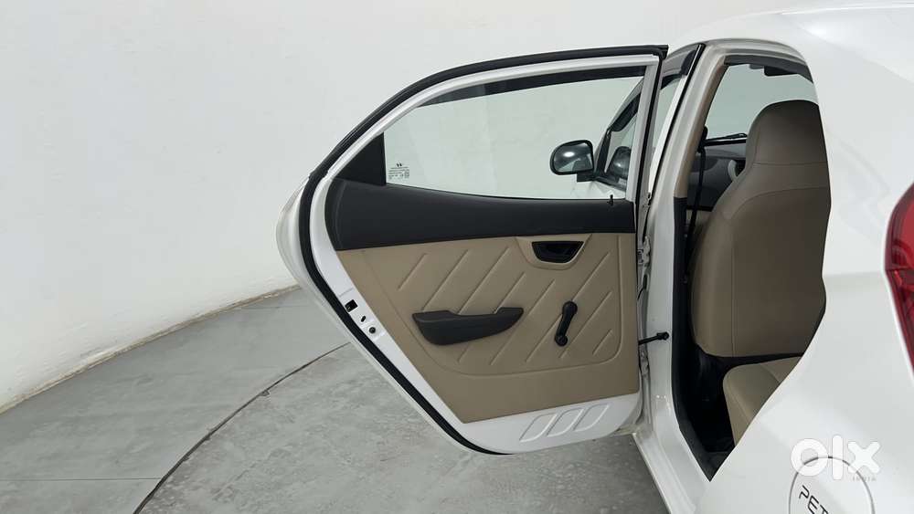 Hyundai Eon Era +, 2018, Petrol