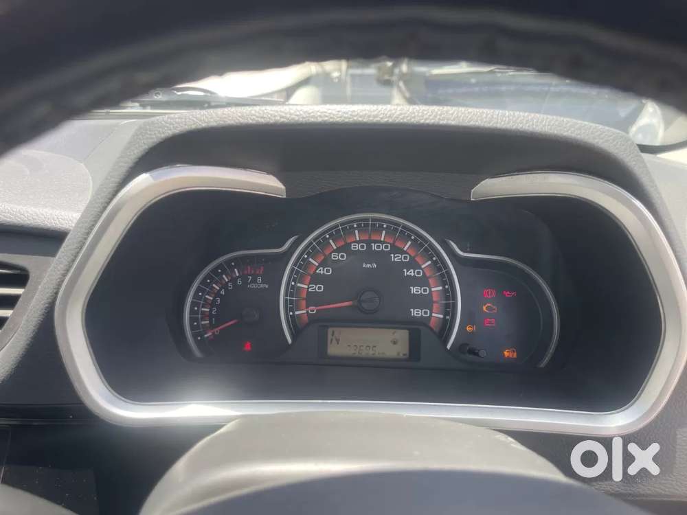 Maruti Suzuki Alto K10 1.0 Vxi Amt, 2016, Petrol