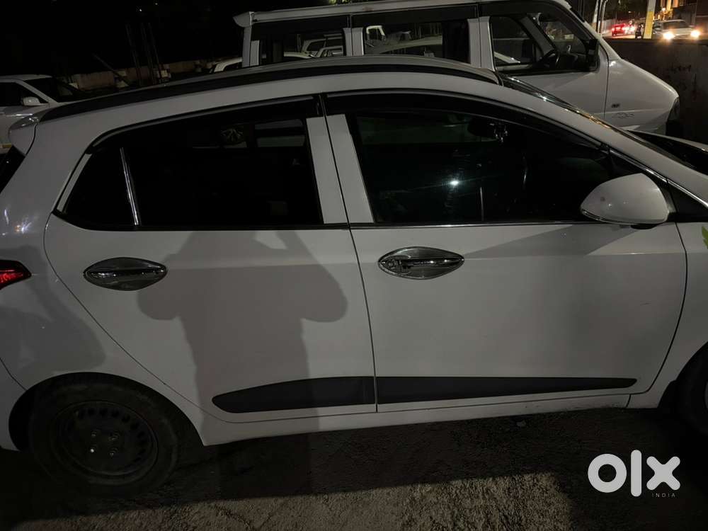 Hyundai I10 Sportz 2015